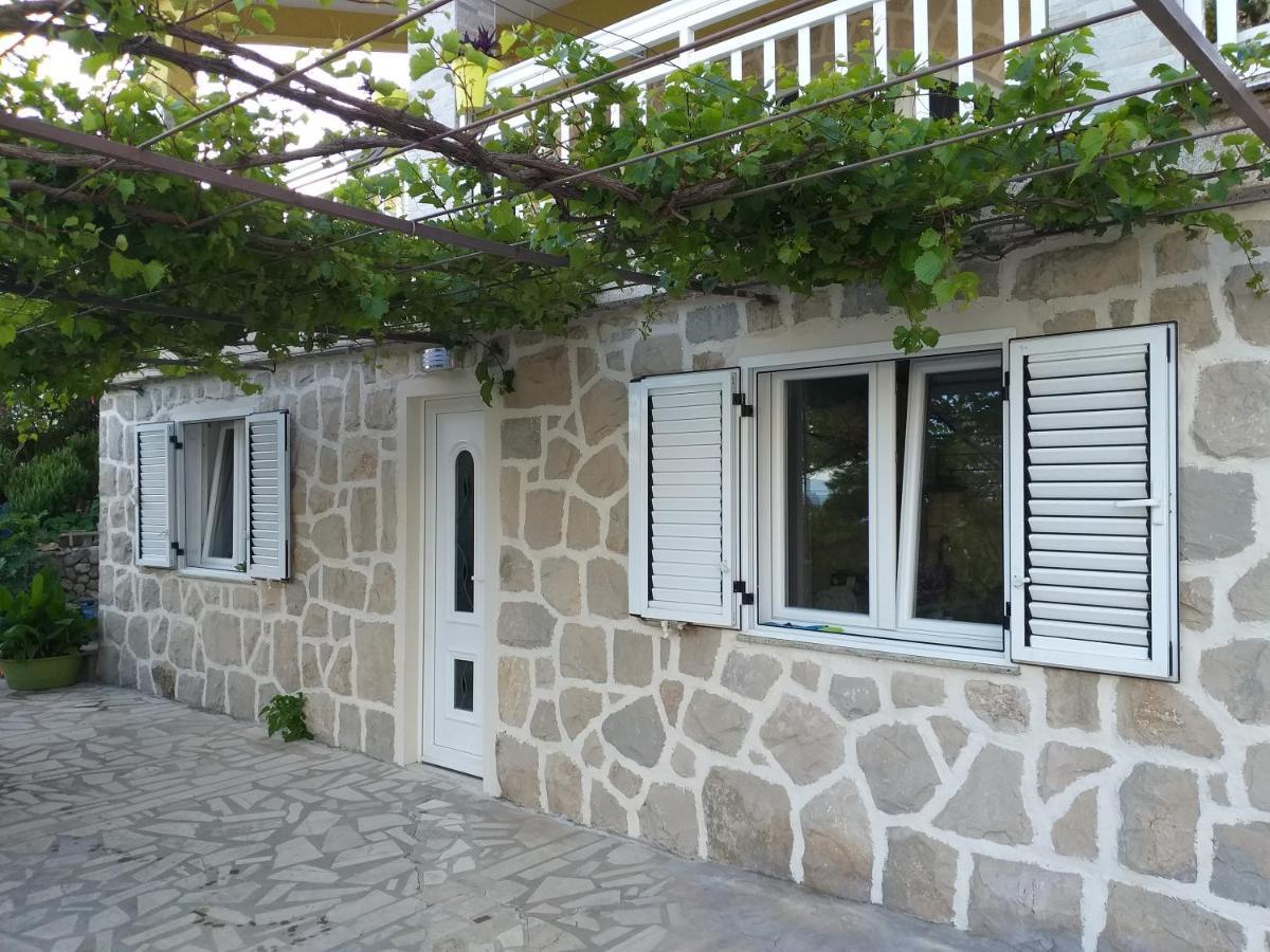 Apartamento Apartman Saric K&M Baška Voda Exterior foto